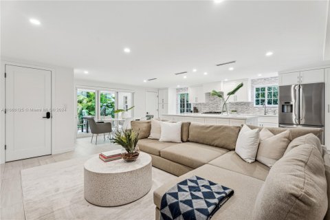 Copropriété à vendre à Miami Beach, Floride: 4 chambres, 170.01 m2 № 1398213 - photo 4