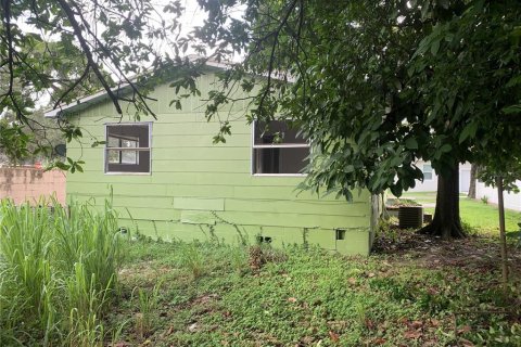 House in Tampa, Florida 3 bedrooms, 102.56 sq.m. № 1361560 - photo 7