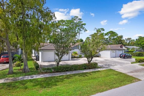 Immobilier commercial à vendre à Wellington, Floride: 522.85 m2 № 764926 - photo 12
