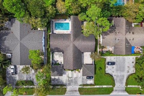 Купить коммерческую недвижимость в Веллингтон, Флорида 522.85м2, № 764926 - фото 24