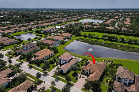 Villa ou maison à vendre à Lake Worth, Floride: 4 chambres, 286.32 m2 № 928071 - photo 3