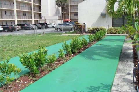 Condominio en venta en Sunrise, Florida, 2 dormitorios, 107.95 m2 № 1154903 - foto 11