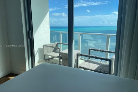 Condominio en venta en Hollywood, Florida, 2 dormitorios, 105.54 m2 № 1154942 - foto 9