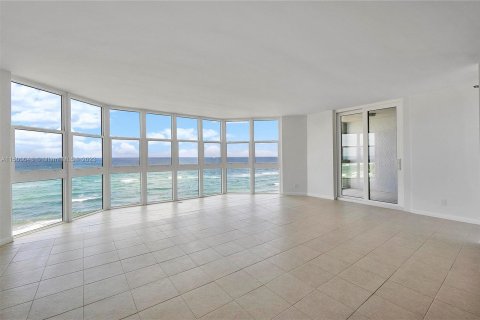 Copropriété à vendre à Hillsboro Beach, Floride: 2 chambres, 195.09 m2 № 887471 - photo 9
