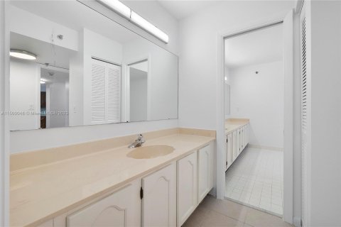Condominio en venta en Hillsboro Beach, Florida, 2 dormitorios, 195.09 m2 № 887471 - foto 23