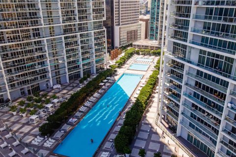 Condo in Miami, Florida, 1 bedroom  № 1381673 - photo 13