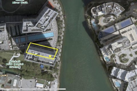 Condominio en venta en Miami, Florida, 1 dormitorio, 68 m2 № 1381673 - foto 12