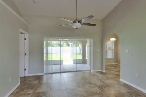 Villa ou maison à louer à Port Charlotte, Floride: 3 chambres, 192.77 m2 № 1371223 - photo 3