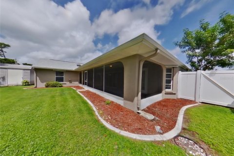 Villa ou maison à louer à Port Charlotte, Floride: 3 chambres, 192.77 m2 № 1371223 - photo 19