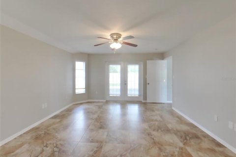 House in Port Charlotte, Florida 3 bedrooms, 192.77 sq.m. № 1371223 - photo 7