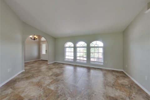 Villa ou maison à louer à Port Charlotte, Floride: 3 chambres, 192.77 m2 № 1371223 - photo 2