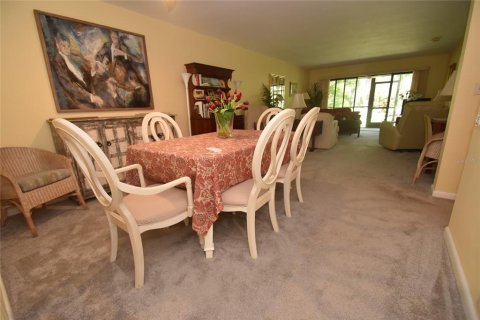 Condo in Sarasota, Florida, 2 bedrooms  № 1371224 - photo 3