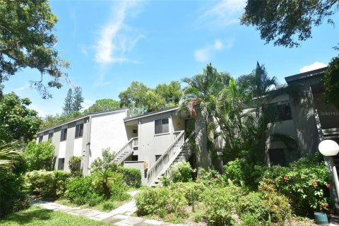 Condominio en alquiler en Sarasota, Florida, 2 dormitorios, 112.5 m2 № 1371224 - foto 1