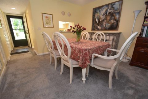 Condominio en alquiler en Sarasota, Florida, 2 dormitorios, 112.5 m2 № 1371224 - foto 2