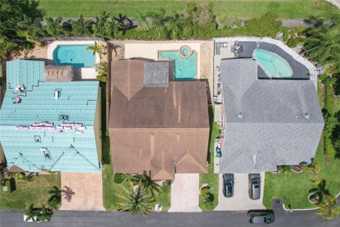 Casa en venta en Coral Springs, Florida, 4 dormitorios, 192.77 m2 № 1104697 - foto 12