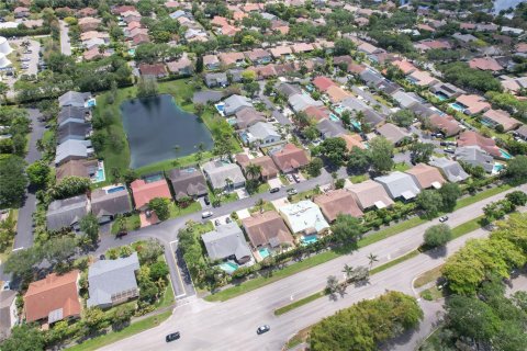 Casa en venta en Coral Springs, Florida, 4 dormitorios, 192.77 m2 № 1104697 - foto 8