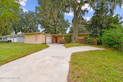 Villa ou maison à vendre à Jacksonville, Floride: 3 chambres, 121.89 m2 № 770579 - photo 1