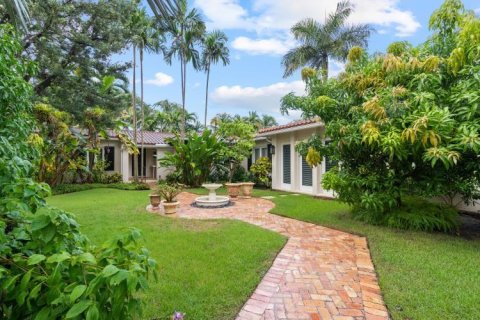 Villa ou maison à vendre à Fort Lauderdale, Floride: 4 chambres, 352.38 m2 № 927865 - photo 22