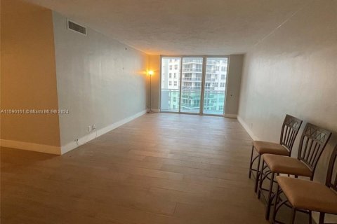 Copropriété à vendre à Hollywood, Floride: 2 chambres, 116.22 m2 № 1179213 - photo 20