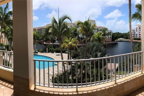 Condominio en venta en Key Biscayne, Florida, 3 dormitorios, 170.01 m2 № 1179256 - foto 3