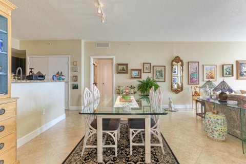 Condominio en venta en West Palm Beach, Florida, 2 dormitorios, 159.88 m2 № 210750 - foto 25