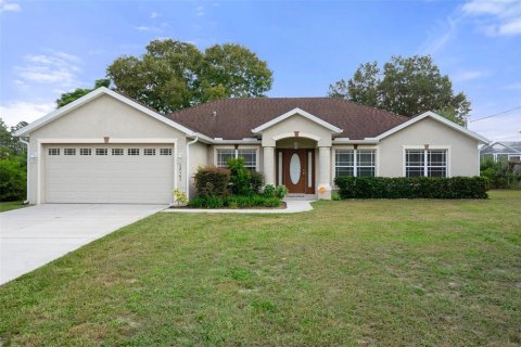 Casa en venta en Spring Hill, Florida, 3 dormitorios, 181.62 m2 № 1381106 - foto 1