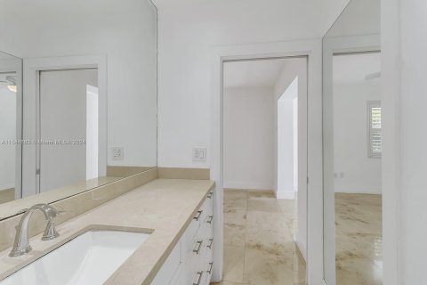 Villa ou maison à vendre à Key Biscayne, Floride: 4 chambres, 265.79 m2 № 1320853 - photo 27