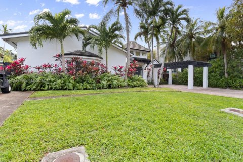 Villa ou maison à vendre à Key Biscayne, Floride: 4 chambres, 265.79 m2 № 1320853 - photo 2