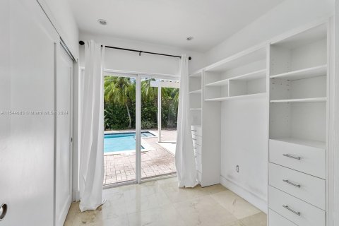 Villa ou maison à vendre à Key Biscayne, Floride: 4 chambres, 265.79 m2 № 1320853 - photo 21