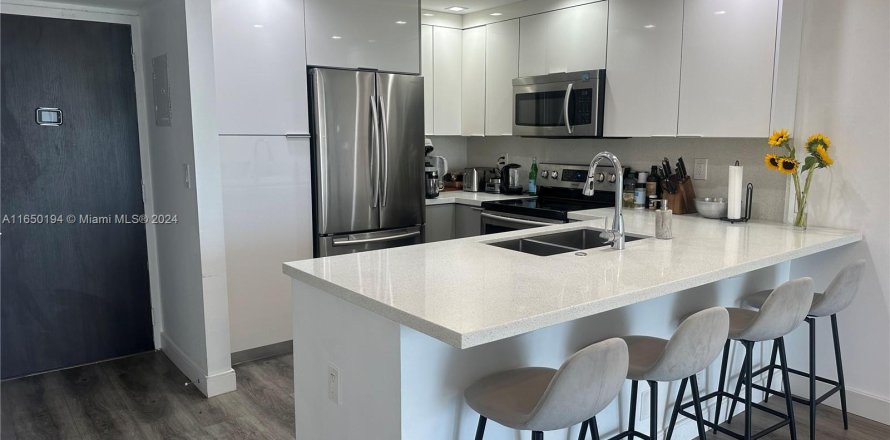 Condo in Aventura, Florida, 1 bedroom  № 1356962