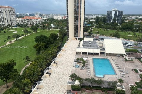 Condo in Aventura, Florida, 1 bedroom  № 1356962 - photo 9