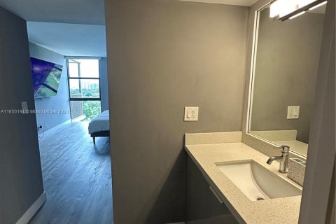 Condominio en venta en Aventura, Florida, 1 dormitorio, 84.82 m2 № 1356962 - foto 17