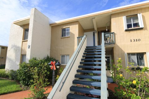 Condominio en venta en Jensen Beach, Florida, 2 dormitorios, 118.17 m2 № 868833 - foto 13