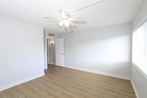Condominio en venta en Jensen Beach, Florida, 2 dormitorios, 118.17 m2 № 868833 - foto 29