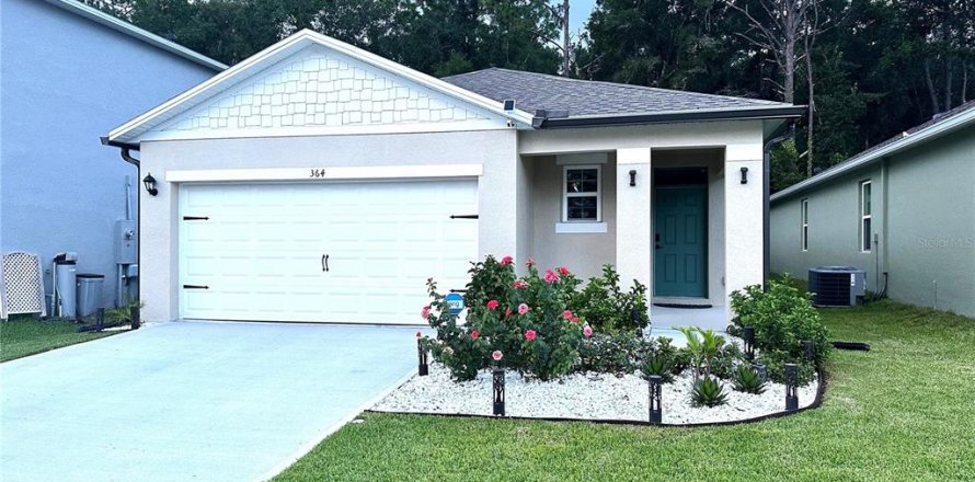 House in DeLand, Florida 3 bedrooms, 150.22 sq.m. № 1432727