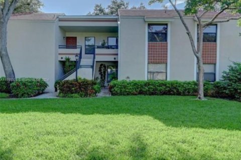 Condominio en venta en Plantation, Florida, 2 dormitorios, 83.89 m2 № 1179986 - foto 2