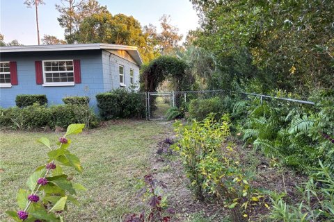 Villa ou maison à vendre à DeLand, Floride: 3 chambres, 77.2 m2 № 1402371 - photo 3