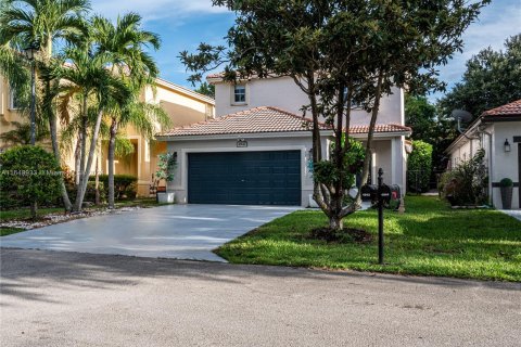 Villa ou maison à vendre à Coconut Creek, Floride: 3 chambres, 167.97 m2 № 1332248 - photo 2