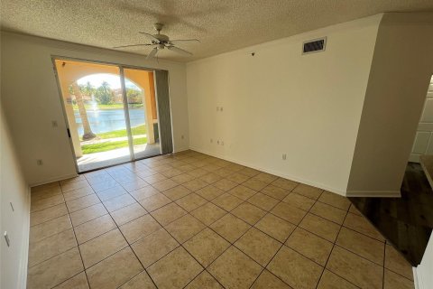 Condominio en venta en Miramar, Florida, 1 dormitorio, 67.45 m2 № 1135013 - foto 19