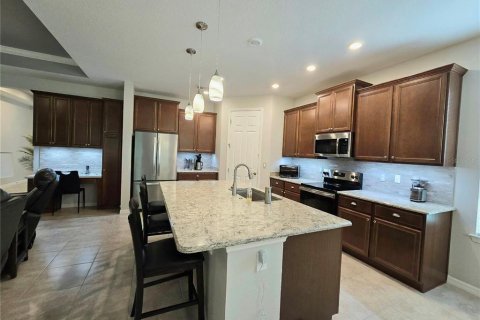 Casa en venta en Kissimmee, Florida, 3 dormitorios, 225.47 m2 № 1290398 - foto 11