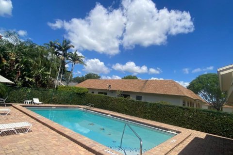 Adosado en venta en Wellington, Florida, 2 dormitorios, 118.17 m2 № 1188474 - foto 8