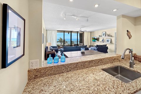 Condominio en venta en Juno Beach, Florida, 2 dormitorios, 119.66 m2 № 615671 - foto 28