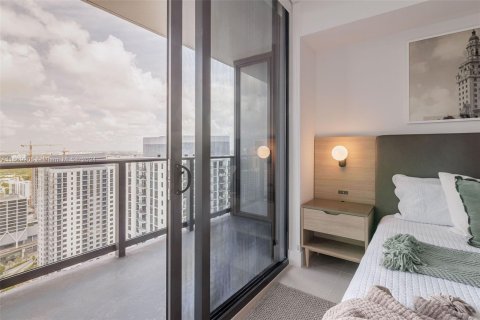 Condo in Miami, Florida, 1 bedroom  № 1388080 - photo 26