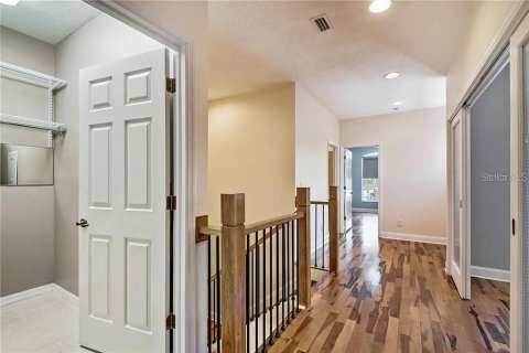 Townhouse in Tampa, Florida 3 bedrooms, 166.48 sq.m. № 1408224 - photo 15