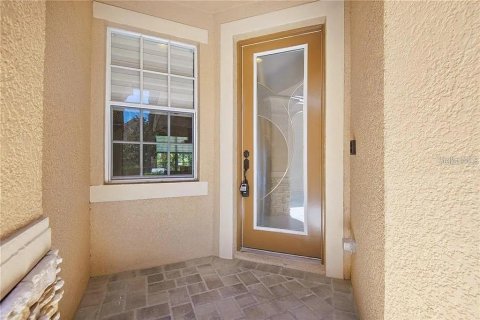 Townhouse in Tampa, Florida 3 bedrooms, 166.48 sq.m. № 1408224 - photo 4