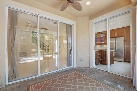 Adosado en venta en Tampa, Florida, 3 dormitorios, 166.48 m2 № 1408224 - foto 25