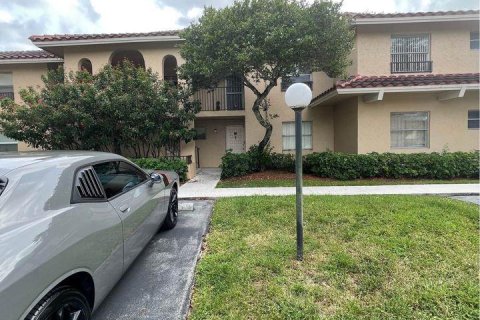 Copropriété à vendre à Coral Springs, Floride: 2 chambres, 92.44 m2 № 1155955 - photo 13