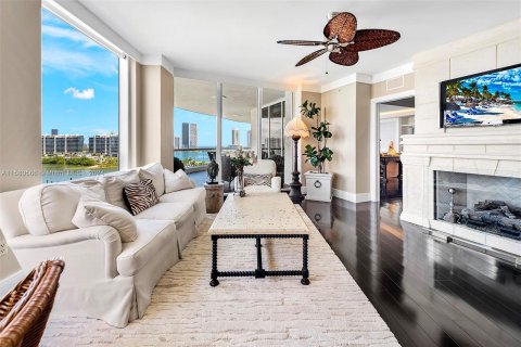 Condo in Aventura, Florida, 5 bedrooms  № 1162305 - photo 4