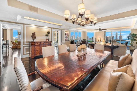 Condo in Aventura, Florida, 5 bedrooms  № 1162305 - photo 17