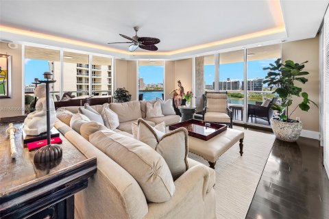 Condo in Aventura, Florida, 5 bedrooms  № 1162305 - photo 11